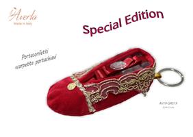 Portaconfetti Scarpina Velluto Rosso Con Portachiave 12x5,5xh.3,5Cm