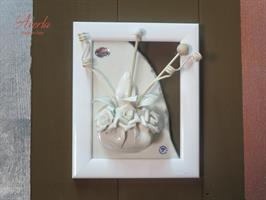Cornice AVERLA Con Profumatore Bianco Con 3 Rose H.18x15 Cm Con Scatola