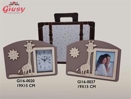 Portafoto Tortora In Legno Con Giraffa 19x15 Cm Completo Di Valigetta