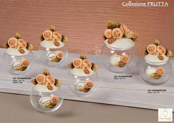 Fish Ball Piccola D.10 Cm Con Tappo Con Decoro Frutta Marrone In Ceramica Di Capodimonte