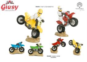 Moto Da Cross In Resina A Calamita 4 Soggetti Assortiti 6 Cm 24*240