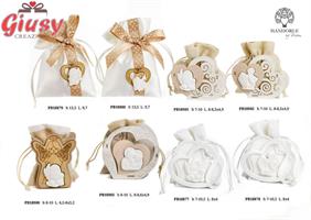 Reggisacchetto In Legno Dipinto Con Cuori E Sacra Famiglia In Gesso Con Sacchetto In Tessuto H. 7 Cm 36*288