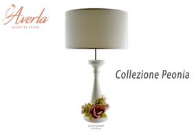 Lume In Porcellana Di Capodimonte Con Peonie 15xh.58 Con Paralume Completo Di Astuccio