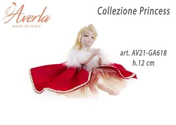 Dama Media Seduta In Porcellana Di Capodimonte Con Vestito Velluto Rosso Con Coroncina H.12 Cm Collezione Princess Completa Di Astuccio