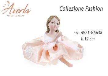 Dama Media Seduta Con Vestito In Raso In Porcellana Di Capodimonte Collezione Fashion H.12 Cm Completa Di Astuccio
