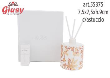 Profumatore Tondo In Porcellana Collezione Thai Flower 5,5xh.9 Cm Completo Di Astuccio Ed Essenza 1*36