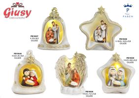 Natività Tra Le Ali In Resina Con Luce Led H.9,3 Cm 4*48
