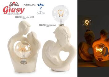 Coppia Innamorati Stilizzati In Porcellana Con Lampada Love In Vetro H.23,4 Cm 1*12