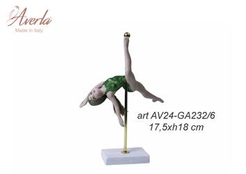 Ginnasta Poldance In Porcellana Di Capodimonte Con Body Verde 17,5xH.18 Cm Completa Di Scatola Cilindrica