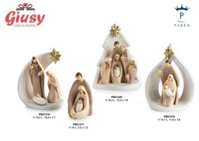 Gruppo Natività Con Re Magi E Albero Stilizzato In Resina H.16,4 Cm 4*16