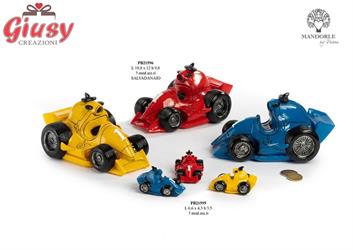 Salvadanio Auto Da Corsa In Resina. Tre Soggetti Assortiti 3*18