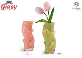 Vaso Verde Con Mani In Rilievo 20.7 Cm   2*12