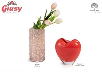 Vaso Rosa Con Cuori In Rilievo In Vetro 22,4 Cm 2*8