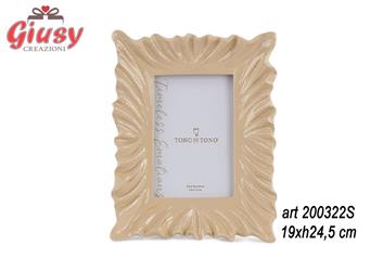 Poirtafoto Beige In Poliresina 19x24,5 Cm 3*18