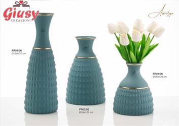 Vaso Dea In Vetro Satinato Colore Verde Con Fiore D.12XH37 Cm Con Scatola Cilindrica