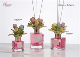 Bottiglia Quadrata Da 100 Ml Con Profumo Rosa E Tulipani In Ceramica Di Capodimonte 9,5xH.13 Cm Con Scatola Borsetta