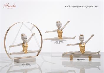 Ginnasta In Spaccata In Porcellana Di Capodimonte Con Foglia Oro In Cerchio 17,5xH.18 Cm Completa Di Scatola