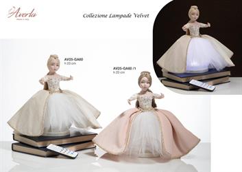 Lampada Sfera Grande Con Dama In Porcellana Di Capodimonte Vestito In Velluto Colore Panna H 23 Cm, Completa Di Scatola