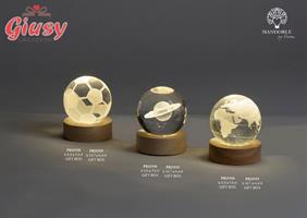 Globo In Cristallo A Led Su Base In Legno, Saturno 8 Cm, Completo Di Scatola