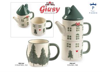 Set Tieiera-Tazza- Tappo In Ceramica 24 Cm Decoro Casetta Con Abeti 2*12