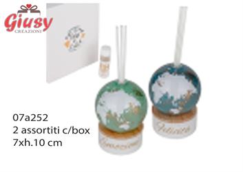 Diffusore Globo Eclissi 2 Colori Assortiti 7xh.10Cm Completo Di Scatola Ed Essenza 2*36
